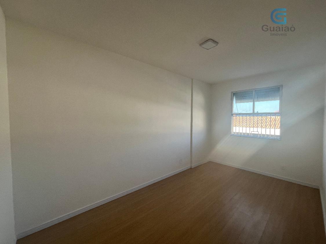 Apartamento à venda com 2 quartos, 76m² - Foto 11