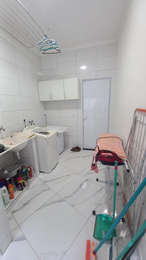 Casa de Condomínio à venda com 3 quartos, 260m² - Foto 9