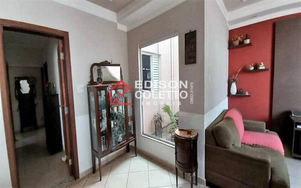 Casa à venda com 3 quartos, 140m² - Foto 11