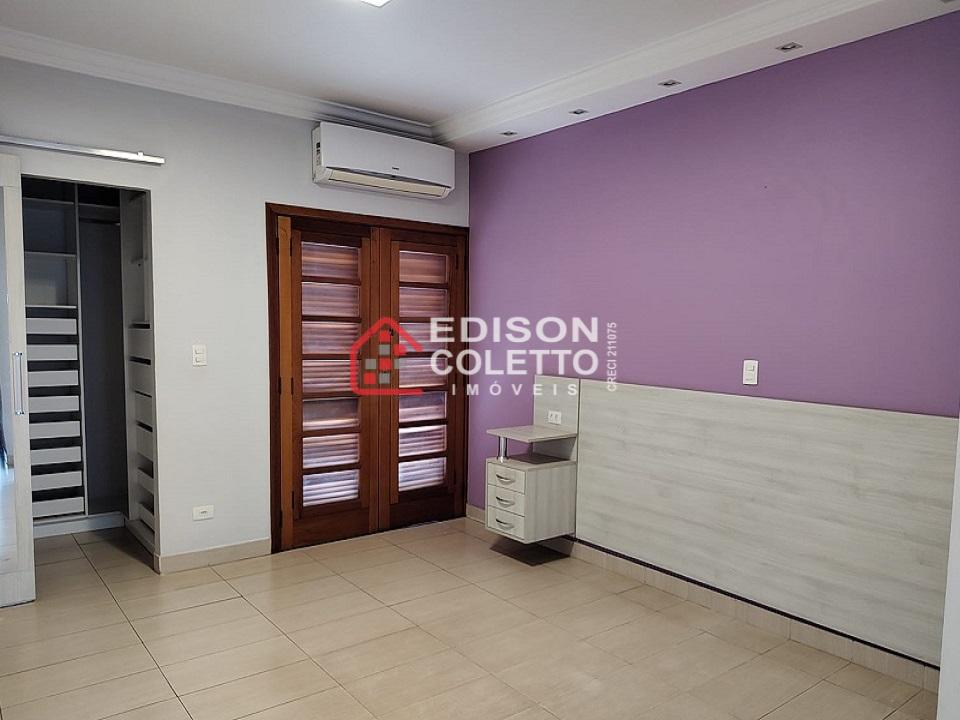 Casa à venda com 3 quartos, 155m² - Foto 2