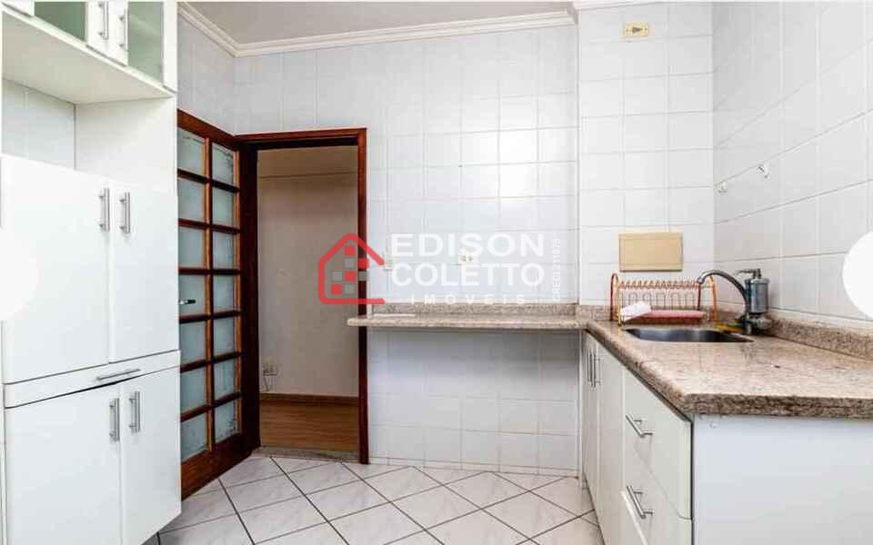 Apartamento à venda com 3 quartos, 75m² - Foto 11