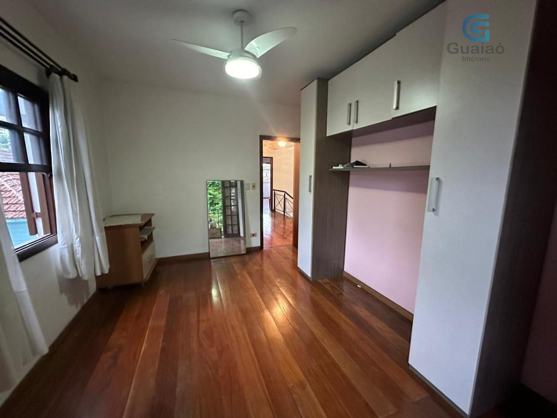 Sobrado à venda com 5 quartos, 300m² - Foto 7