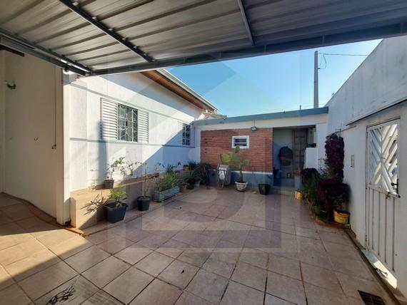 Casa à venda com 2 quartos, 150m² - Foto 3