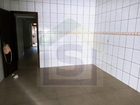 Casa à venda com 3 quartos, 150m² - Foto 12