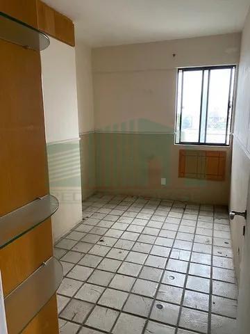 Apartamento à venda com 3 quartos, 95m² - Foto 7