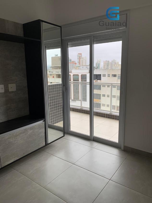 Apartamento à venda com 2 quartos, 72m² - Foto 8