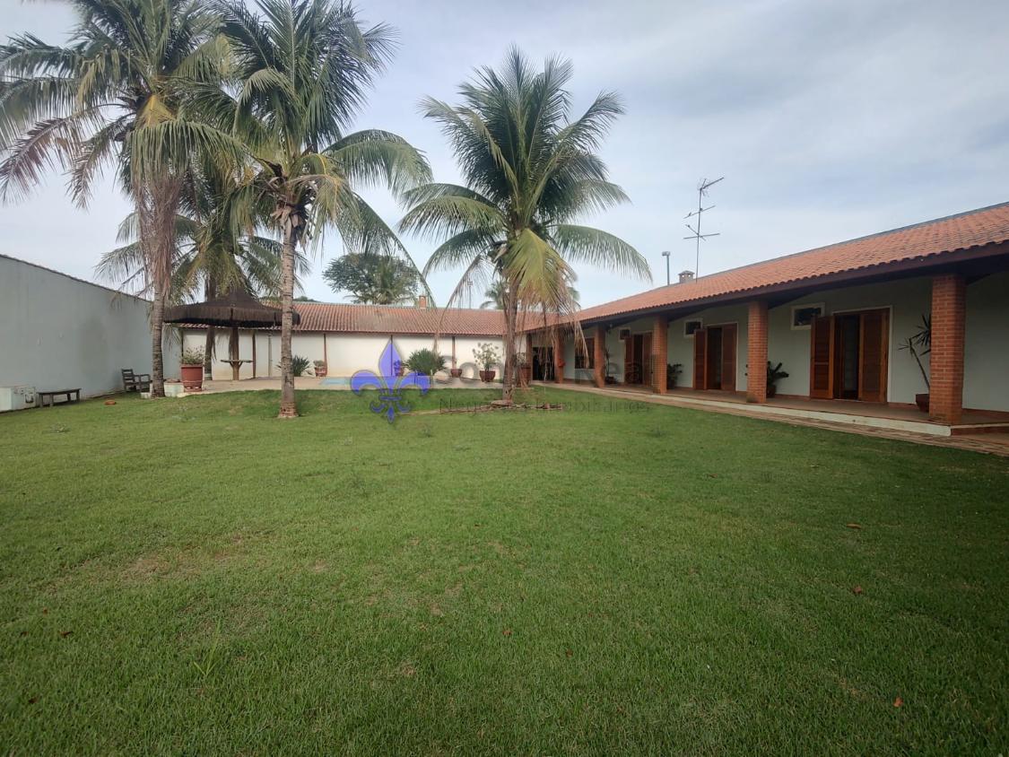 Fazenda à venda com 3 quartos, 1000m² - Foto 4