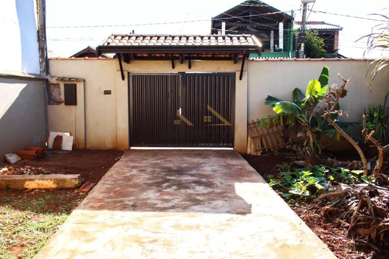 Casa à venda com 4 quartos, 160m² - Foto 14