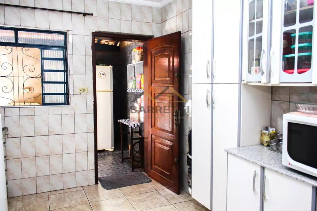 Casa à venda com 4 quartos, 160m² - Foto 34