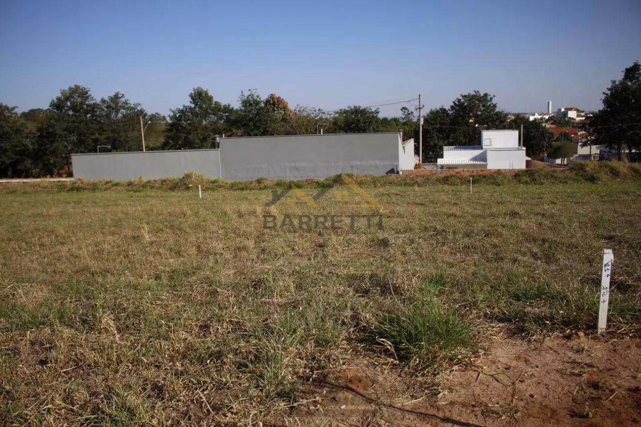 Terreno à venda, 300m² - Foto 1