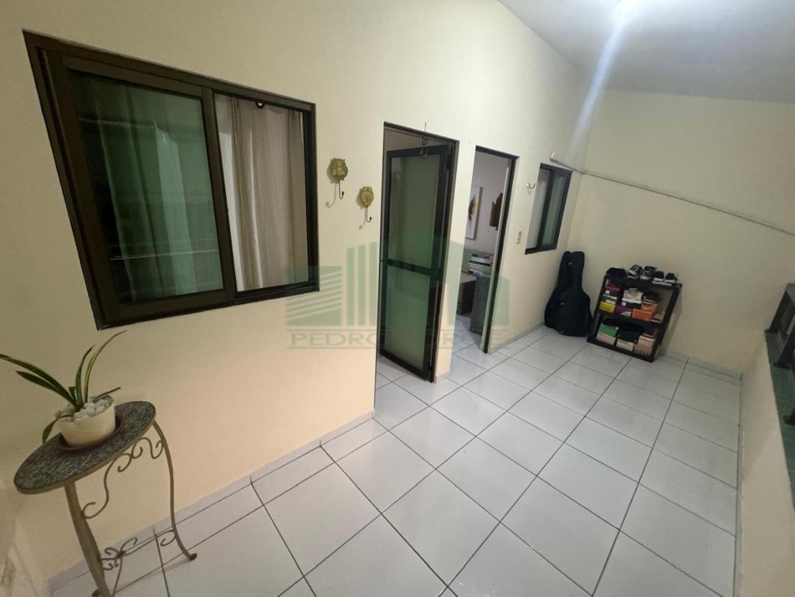 Casa à venda com 4 quartos, 116m² - Foto 26