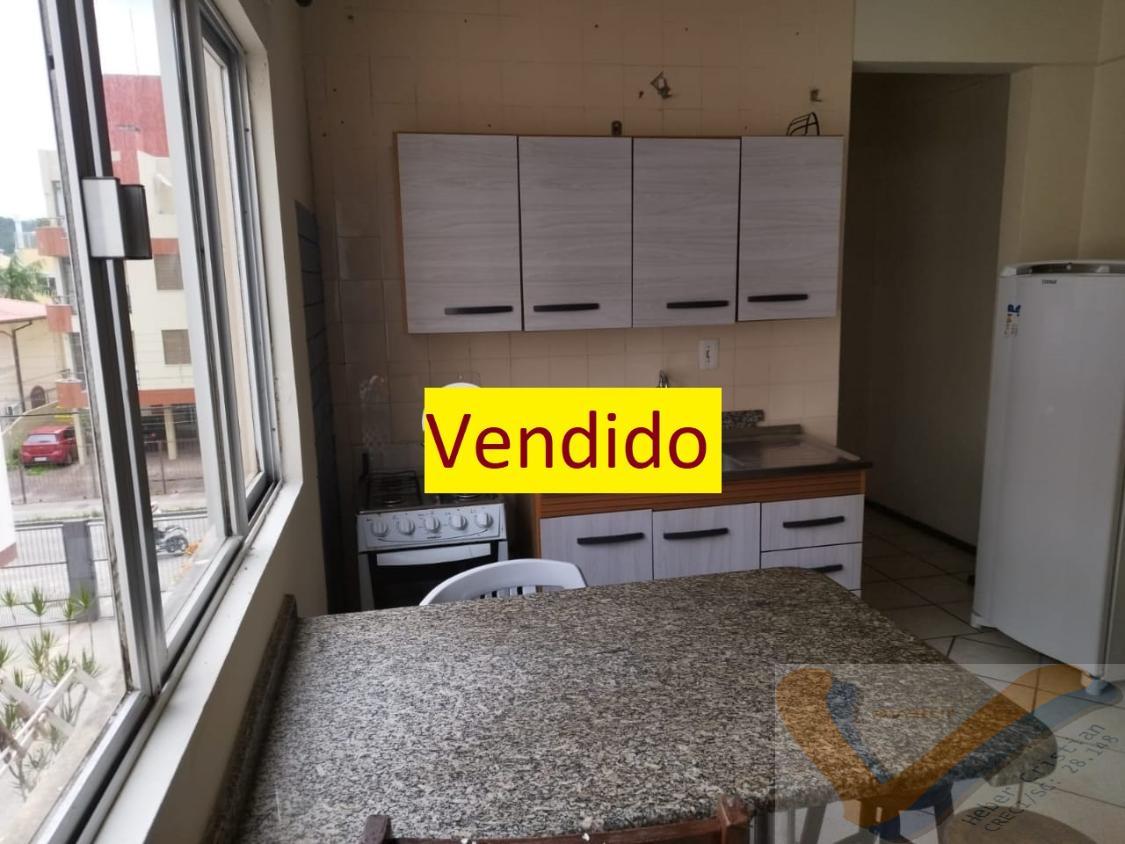 Apartamento à venda com 1 quarto, 40m² - Foto 4