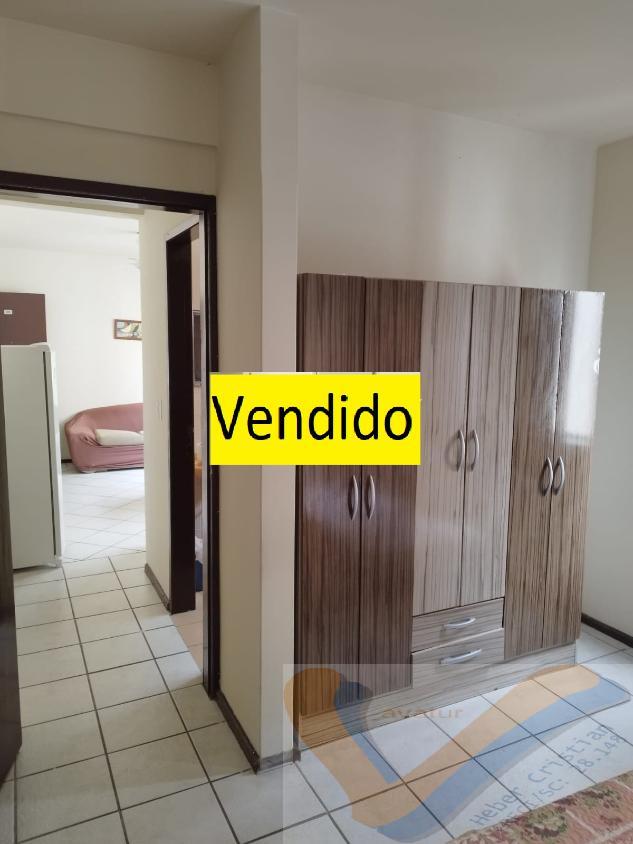 Apartamento à venda com 1 quarto, 40m² - Foto 6