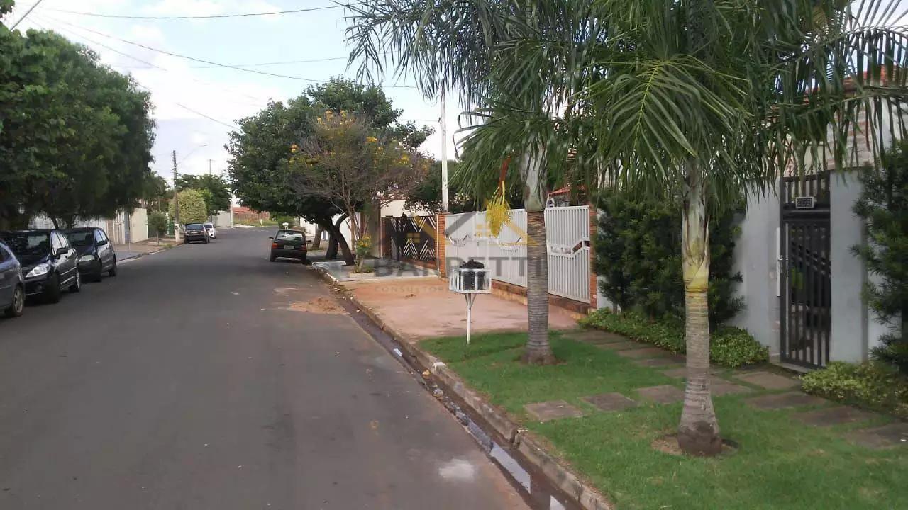 Casa à venda com 3 quartos, 200m² - Foto 16