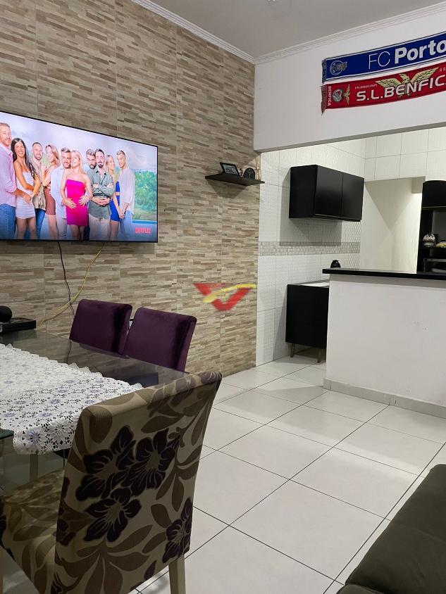 Casa à venda com 2 quartos, 150m² - Foto 8