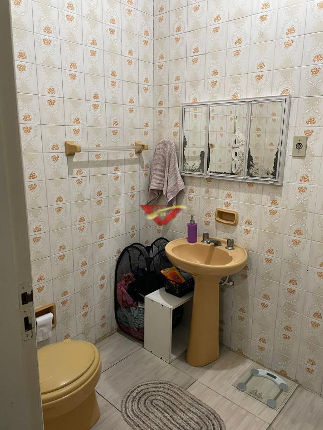 Casa à venda com 2 quartos, 150m² - Foto 16