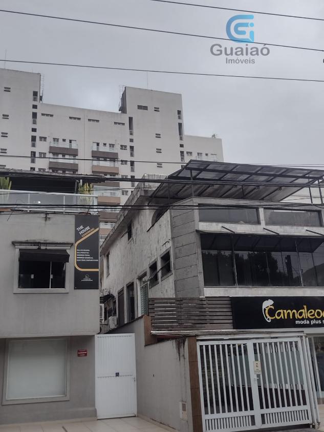 Sobrado para alugar com 3 quartos, 320m² - Foto 1