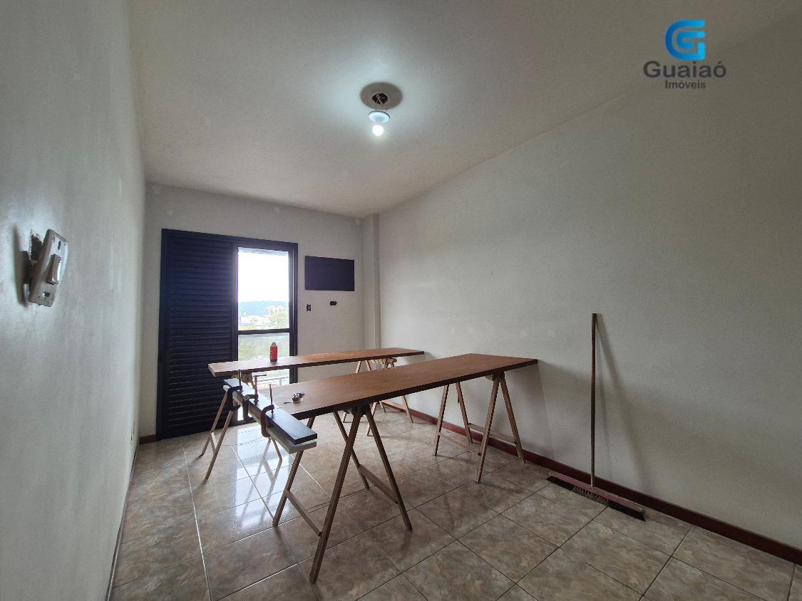 Apartamento à venda com 2 quartos, 96m² - Foto 1