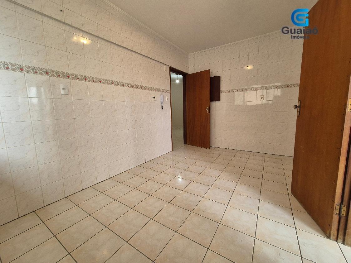 Apartamento à venda com 2 quartos, 96m² - Foto 2