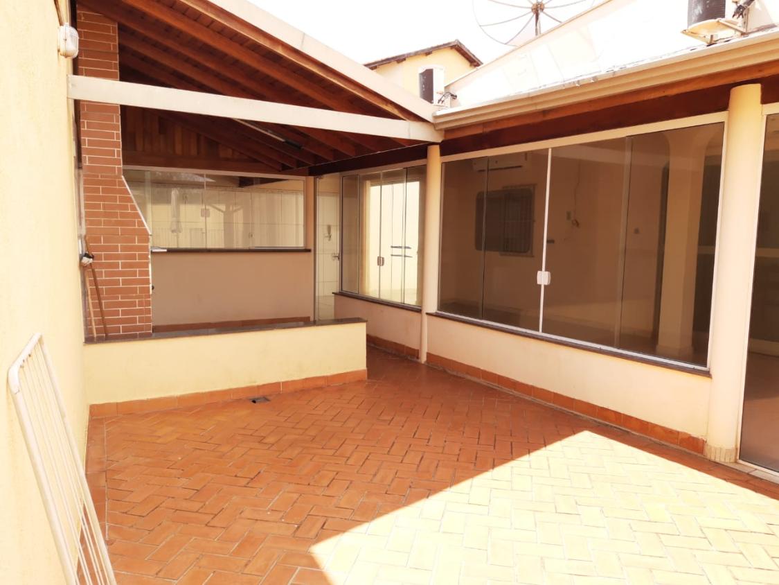 Casa à venda com 4 quartos, 370m² - Foto 5