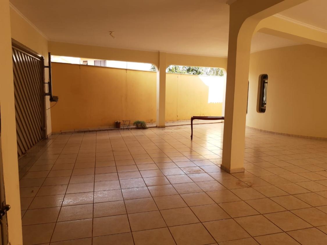 Casa à venda com 4 quartos, 370m² - Foto 6