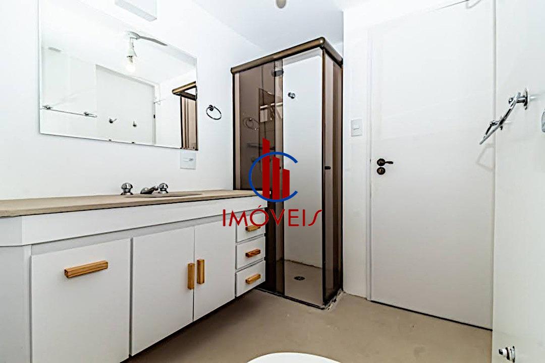 Apartamento à venda com 3 quartos, 137m² - Foto 11