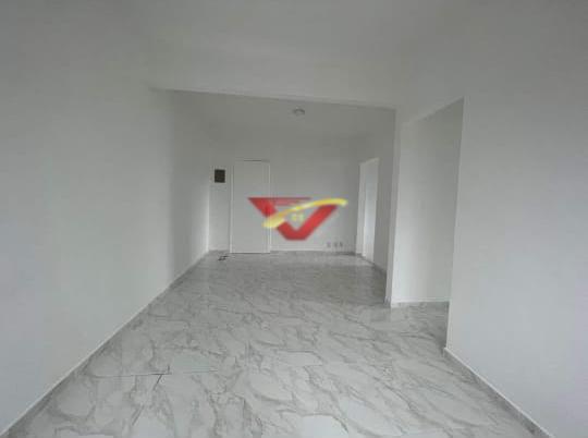 Apartamento para alugar com 1 quarto, 57m² - Foto 2