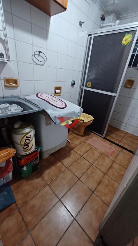 Apartamento à venda e aluguel com 2 quartos, 50m² - Foto 11