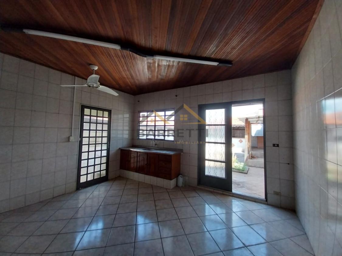 Casa à venda com 3 quartos, 250m² - Foto 9