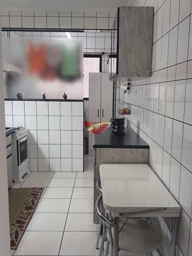 Apartamento à venda com 1 quarto, 50m² - Foto 8