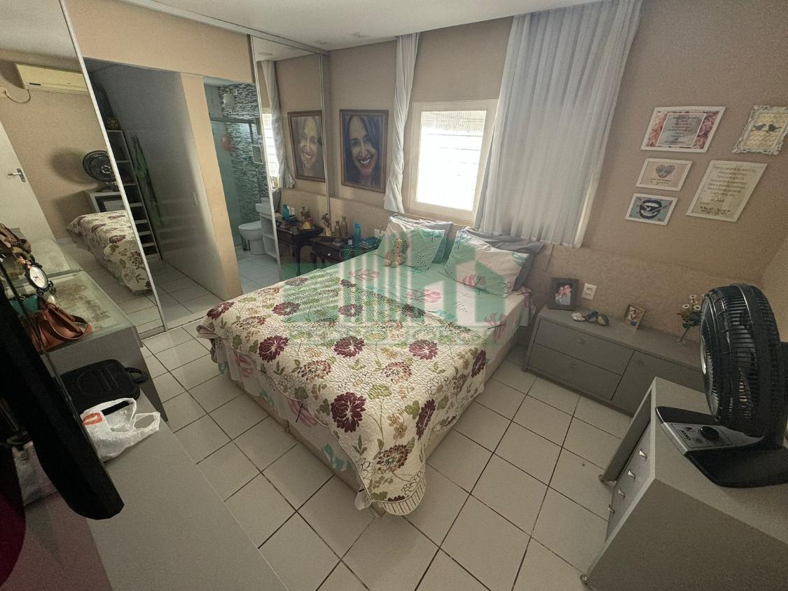 Casa à venda com 4 quartos, 300m² - Foto 12