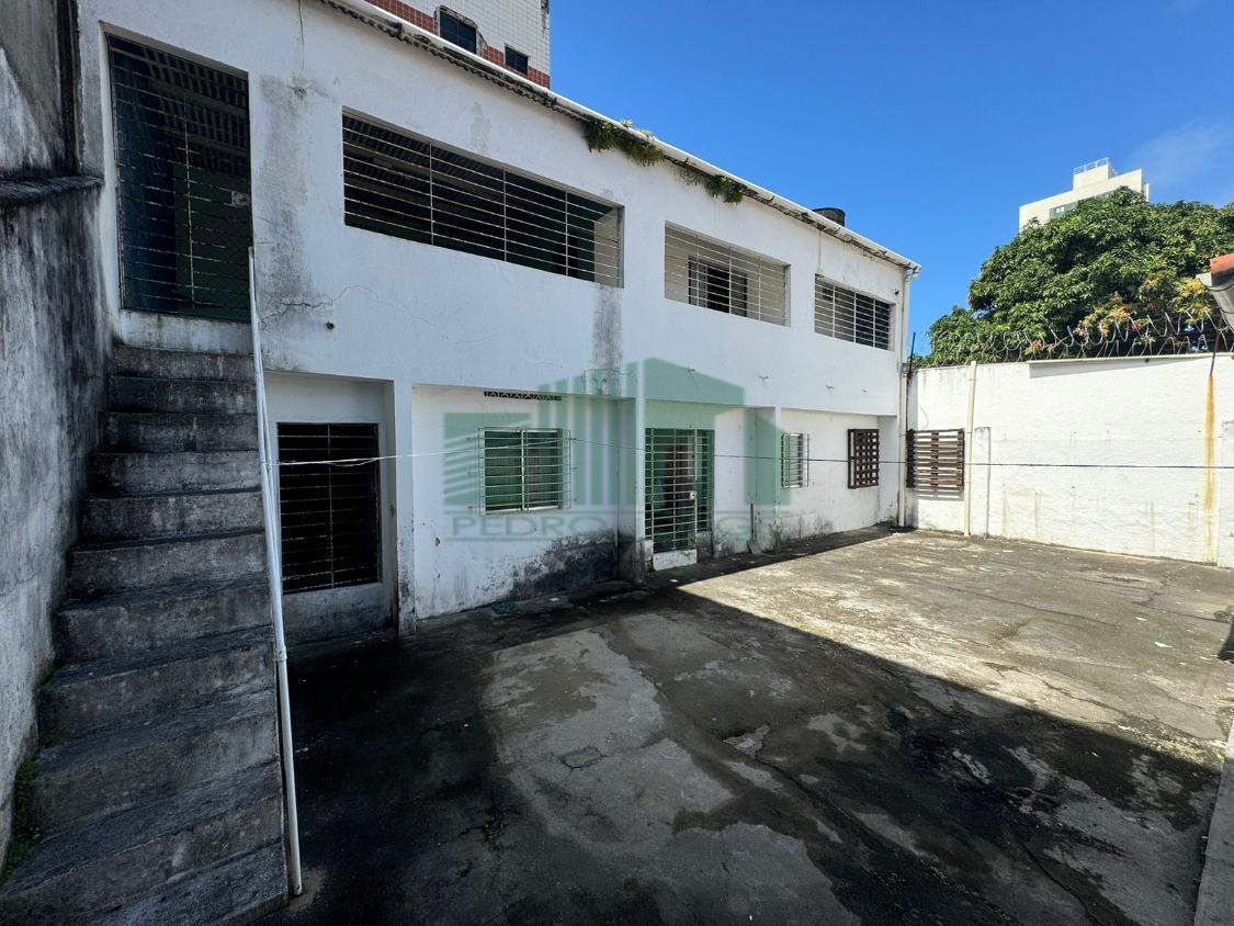 Casa à venda com 4 quartos, 300m² - Foto 19