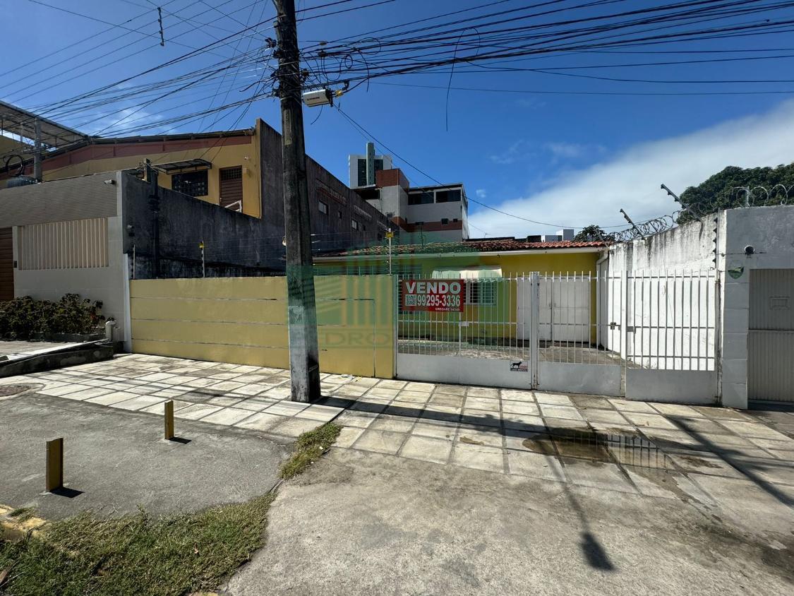 Casa à venda com 4 quartos, 300m² - Foto 20