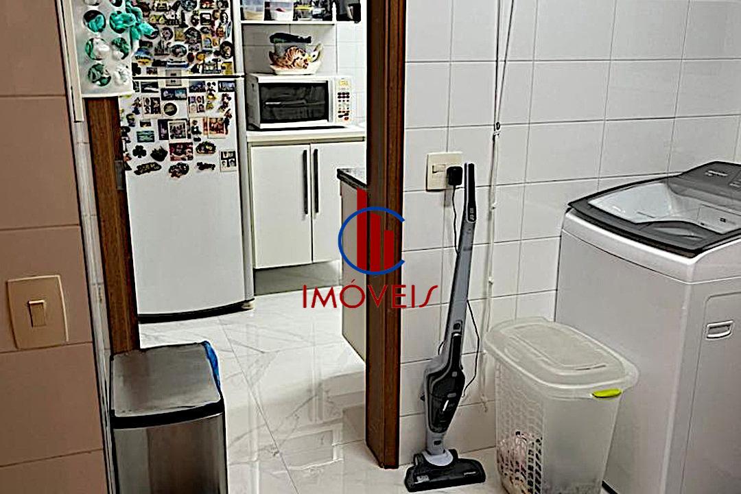 Apartamento à venda com 3 quartos, 154m² - Foto 12