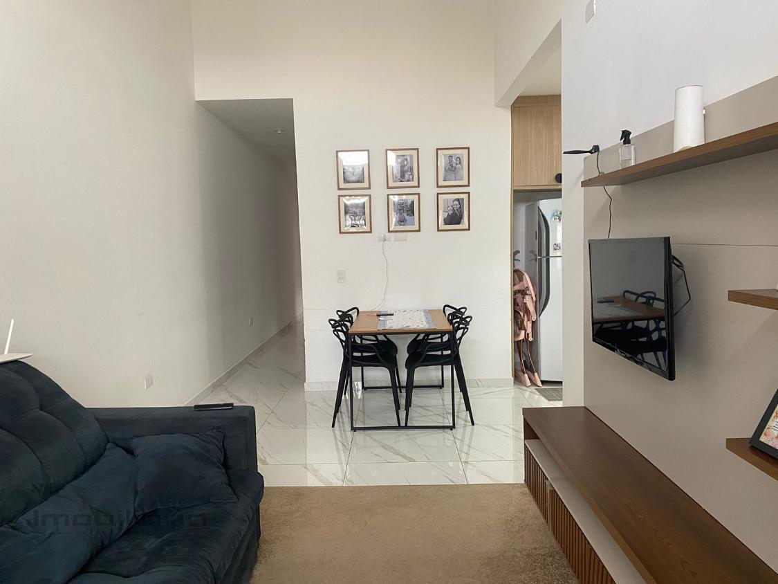 Casa à venda com 3 quartos, 100m² - Foto 3