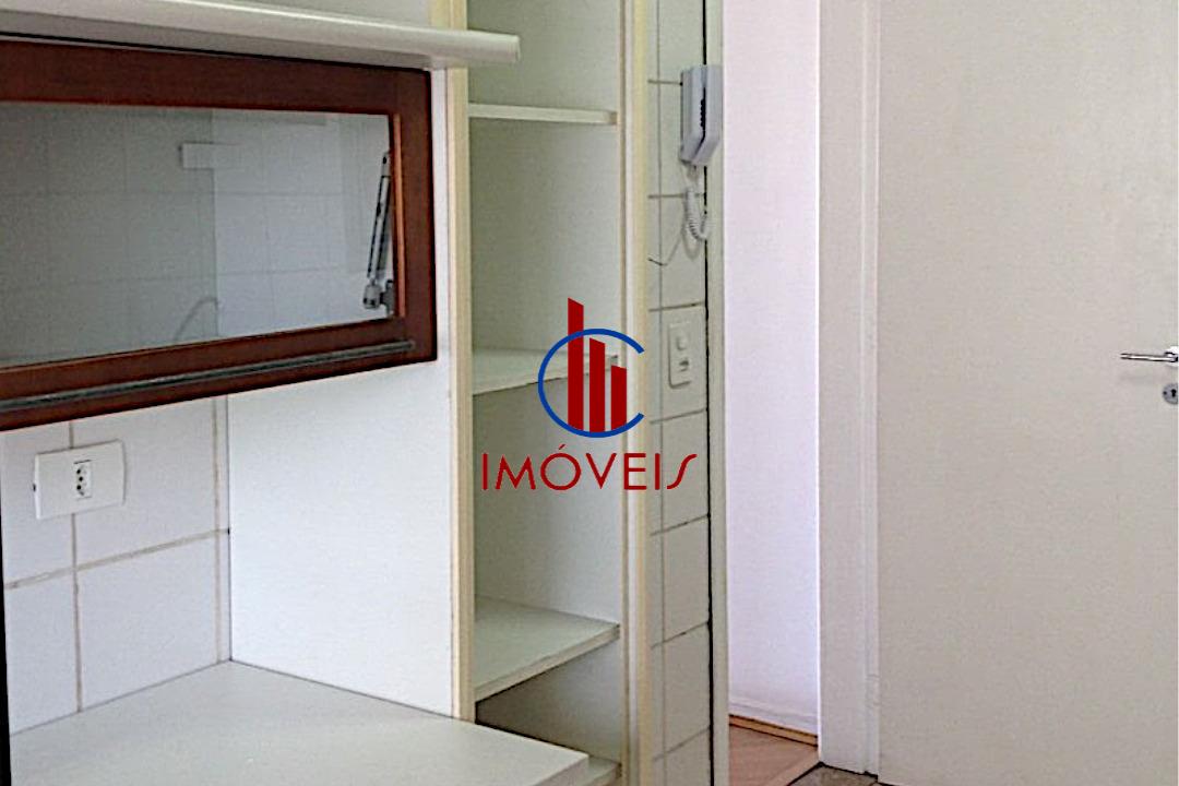 Apartamento para alugar com 3 quartos, 80m² - Foto 21