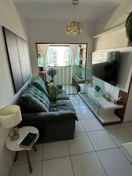 Apartamento à venda com 3 quartos, 77m² - Foto 1