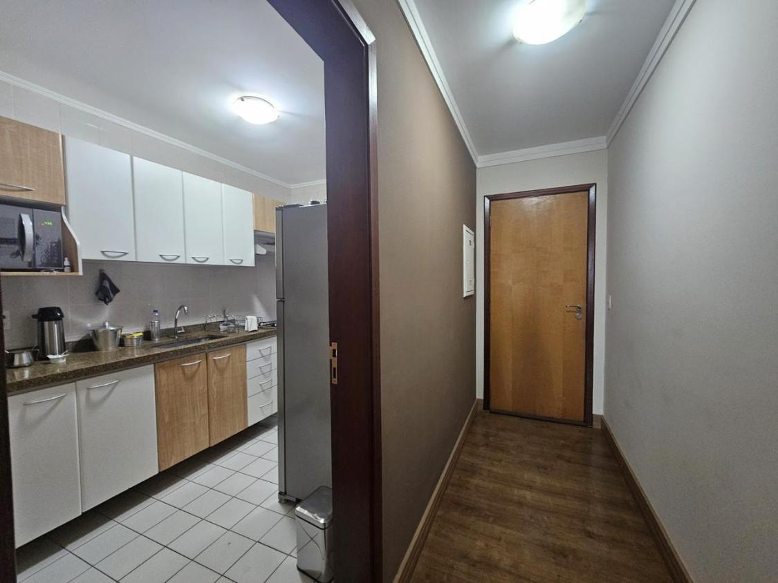 Apartamento à venda com 3 quartos, 85m² - Foto 8