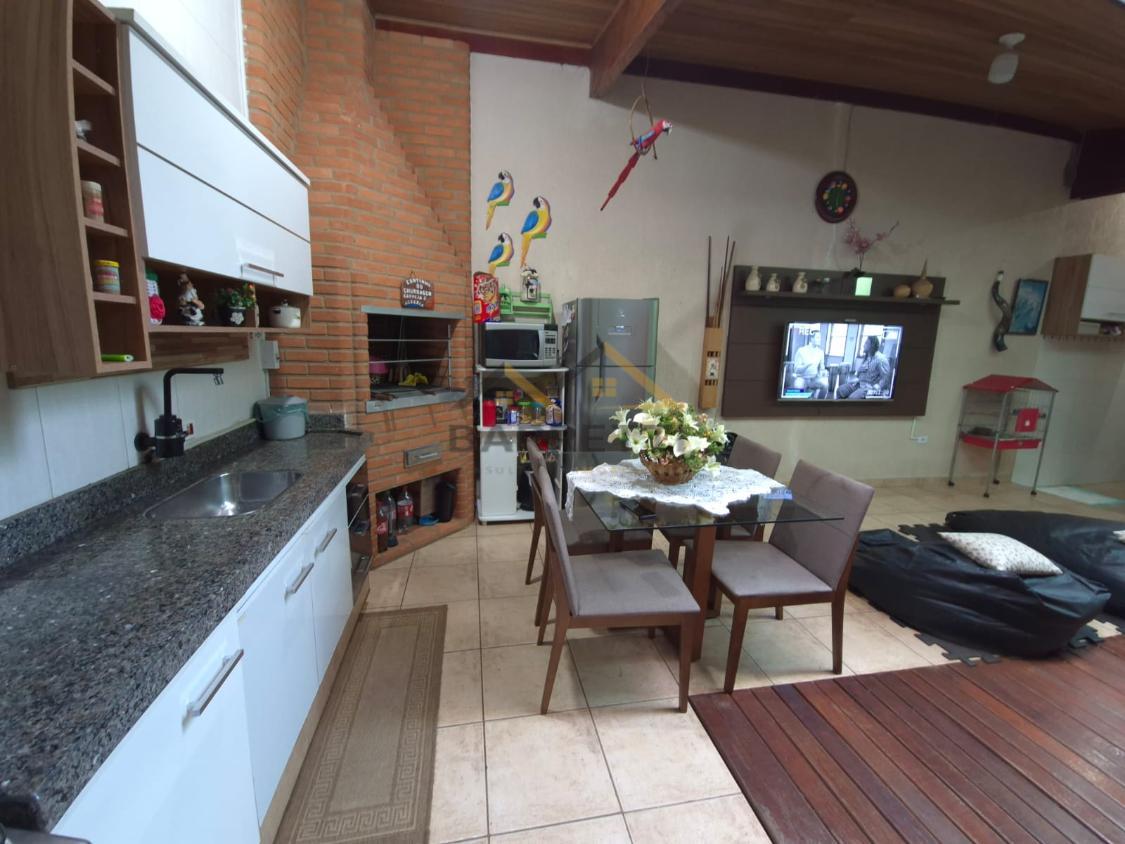 Casa à venda com 3 quartos, 280m² - Foto 15