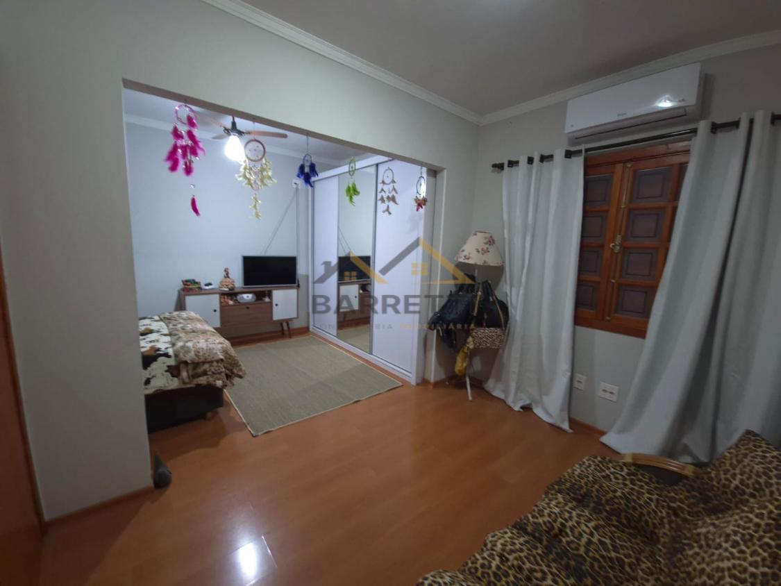 Casa à venda com 3 quartos, 280m² - Foto 24