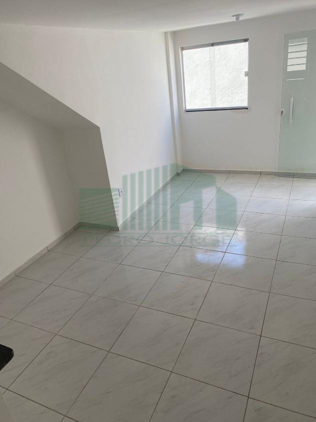 Casa à venda com 2 quartos, 50m² - Foto 8