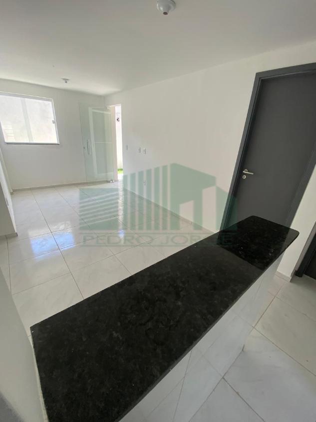 Casa à venda com 2 quartos, 50m² - Foto 12