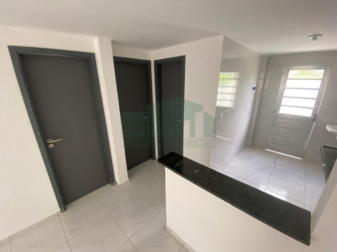 Casa à venda com 2 quartos, 50m² - Foto 14