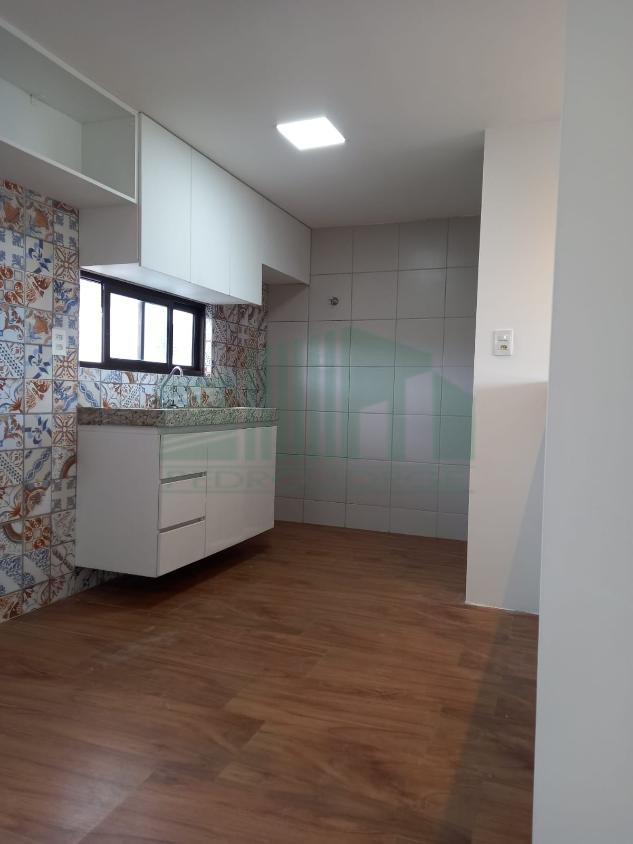 Apartamento à venda com 2 quartos, 61m² - Foto 9