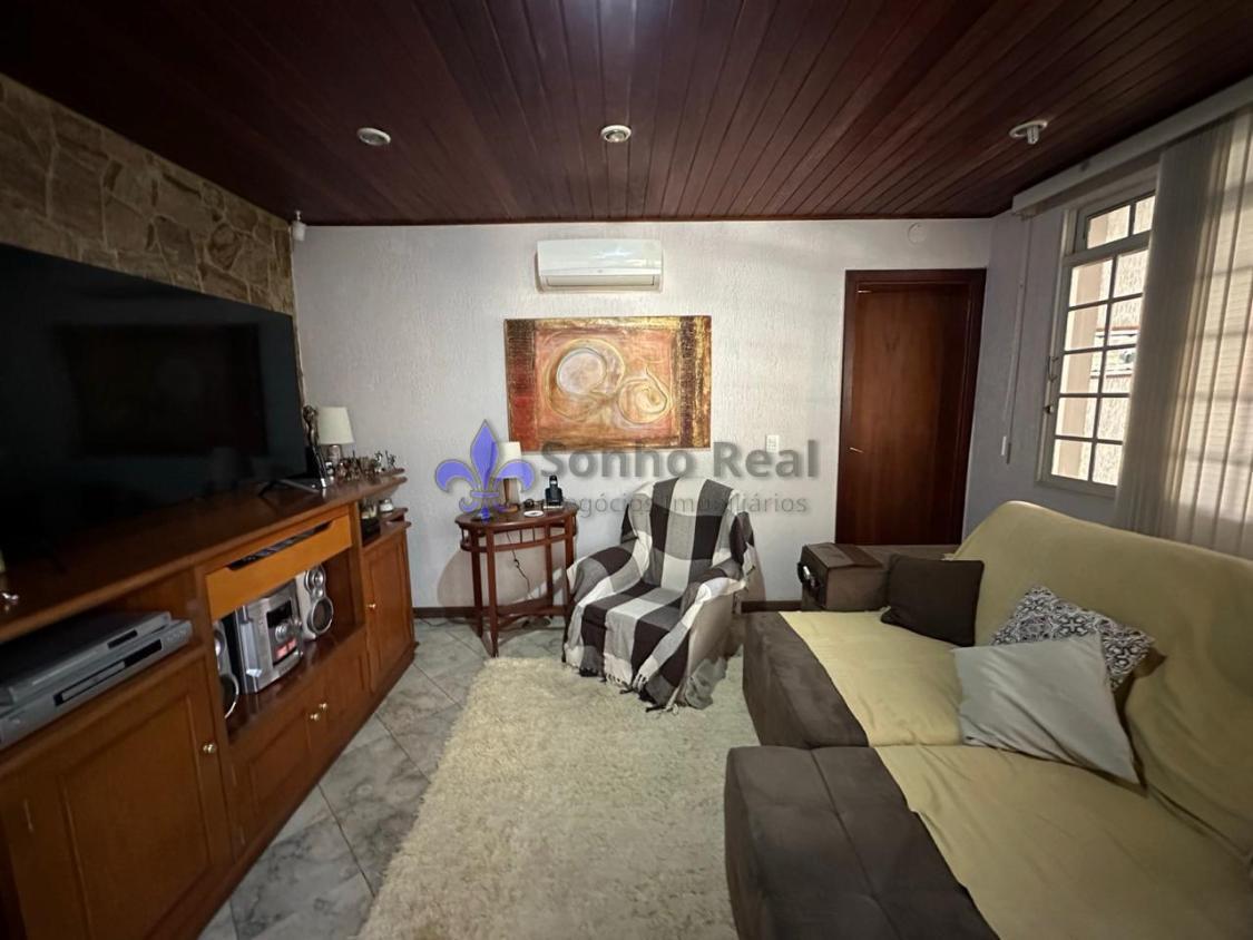 Casa à venda com 4 quartos, 350m² - Foto 11