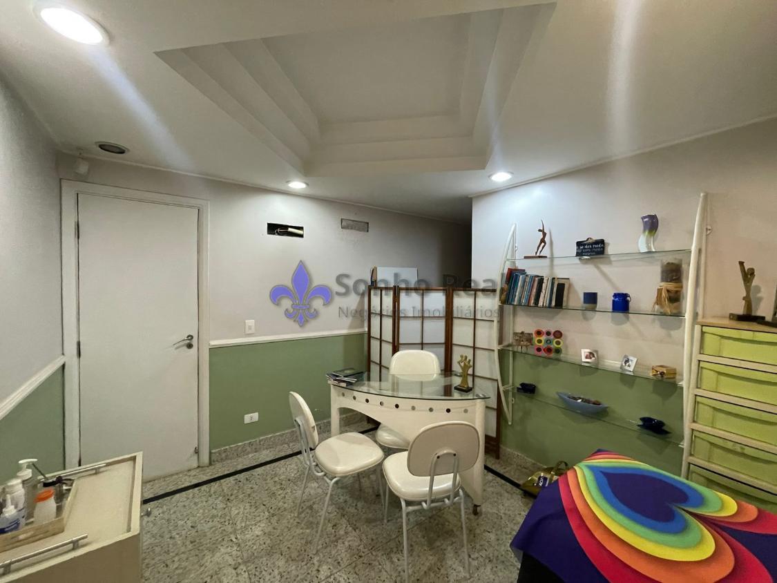 Casa à venda com 4 quartos, 350m² - Foto 41