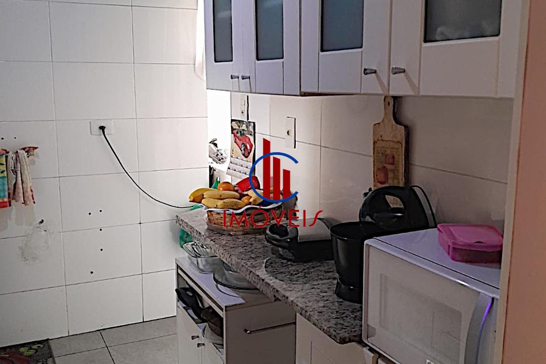 Apartamento à venda com 3 quartos, 107m² - Foto 13