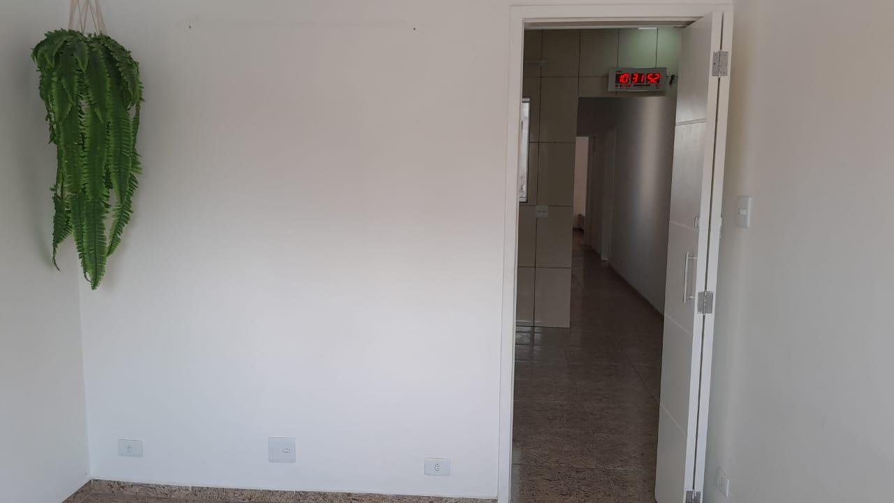 Apartamento à venda com 2 quartos, 74m² - Foto 2