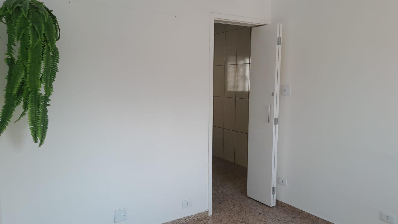 Apartamento à venda com 2 quartos, 74m² - Foto 3