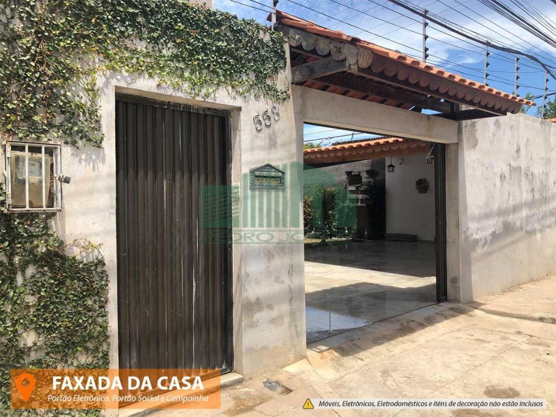 Casa à venda com 3 quartos, 100m² - Foto 2